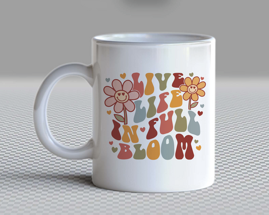 Live Life in Full Bloom SVG PNG | Smile Flower Sublimation | Inspirational | Retro Vintage T shirt Design