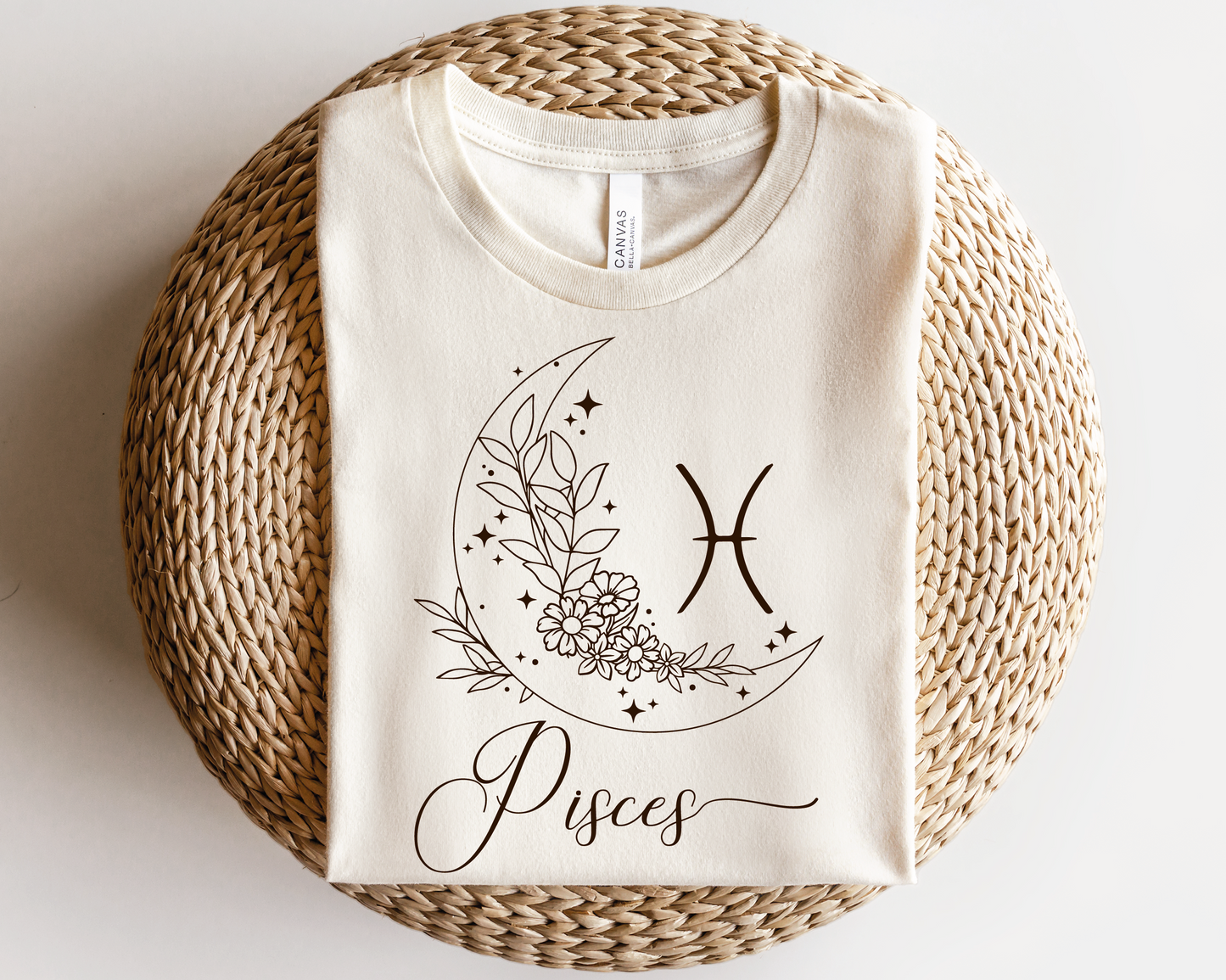 Pisces SVG PNG | Zodiac | Pisces Girl Woman | Floral Moon | T shirt Design Cut file